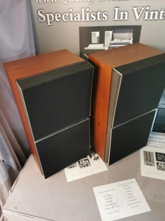 BEOVOX S 75 SPEAKERS AND STANDS